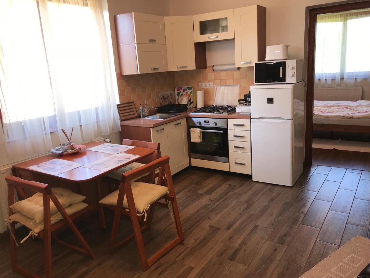 Ferienwohnung Simon Vendeghaz Balatongyoeroek Exterior foto